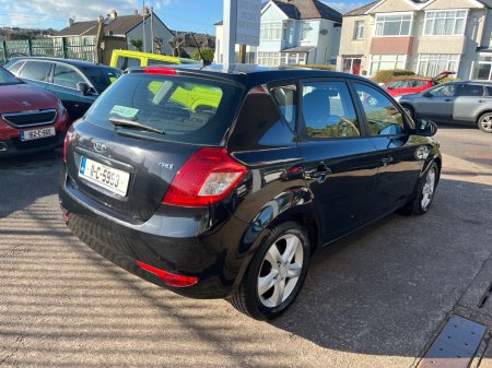 2011 Kia Ceed - thumbnail 3