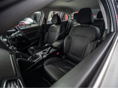 2019 Renault Megane - thumbnail 27