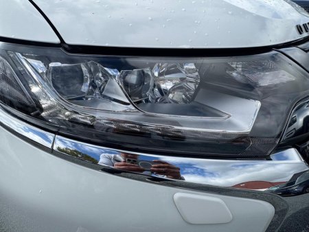 2018 Mitsubishi Outlander - thumbnail 12