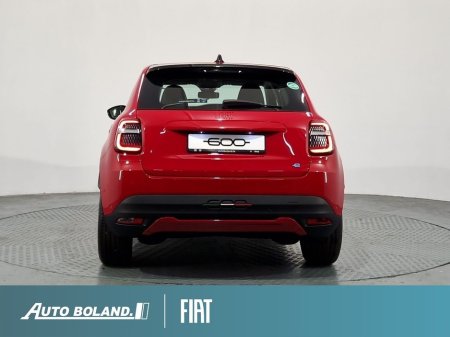 2025 Fiat 600 Red Edition 54kWh 115kw 156Hp €27,500 thumbnail