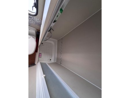 2008 Elnagh Baron 2008 ELNAGH DUKE LO-PROFILE 4 BERTH LEFT HAND DRIVE SPOTLESS THROUGHOUT thumbnail