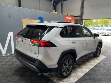 2023 Toyota Rav4 - photo 2