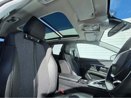 2017 Peugeot 3008 - thumbnail 3