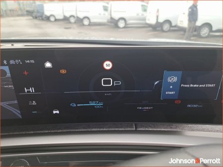 2025 Peugeot 3008 BEV 73kWH 210BHP Allure. €45,900 thumbnail