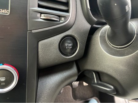 2018 Renault Megane DYNAMIQUE NAV DCI 110 4DR €10,250 thumbnail