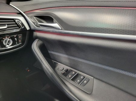 2023 BMW 5 Series - thumbnail 29