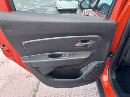 2022 Dacia Duster - thumbnail 14