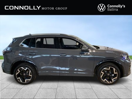2026 Volkswagen Tiguan R Line 75 1.5 PHEV 204BHP *In Stock* €59,960 thumbnail