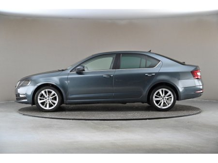 2021 Skoda Octavia 1.0TSI STYLE 115BHP 6SPD *SAT NAV*CARPLAY*ANDROID AUTO*REVESE CAM* €23,890 thumbnail