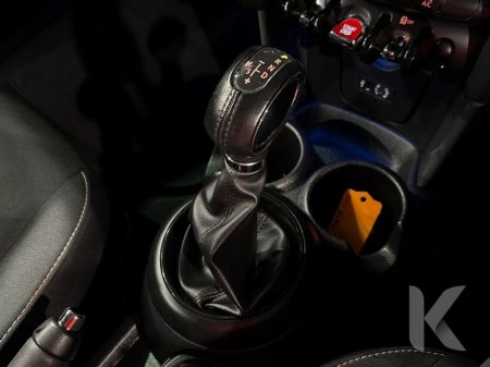 2017 MINI Cooper 1.5 AUTOMATIC - BLUE 2 TONE - FACTORY ALLOY WHEELS - REAR CAMERA €14,950 thumbnail