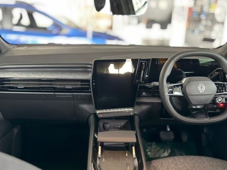 2026 Renault Austral TECHNO PETROL HYBRID €43,695 thumbnail