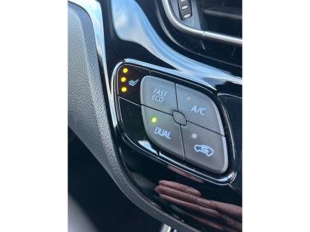 2023 Toyota C-HR 1.8 HYBRID SOL €24,850 thumbnail