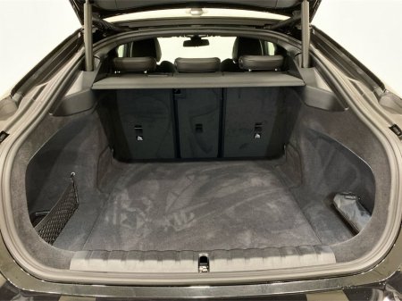 2025 BMW i4 - thumbnail 13