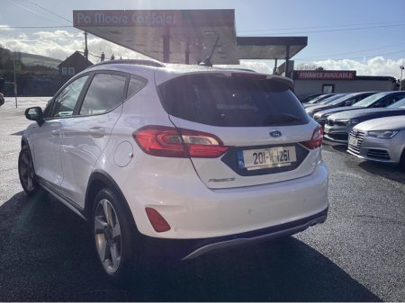 2020 Ford Fiesta - thumbnail 6