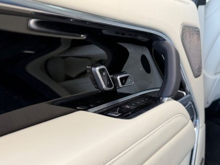 2025 Land Rover Range Rover - thumbnail 25