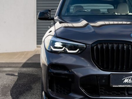 2021 BMW X5 - thumbnail 4