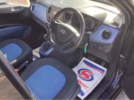 2017 Hyundai i10 - thumbnail 10