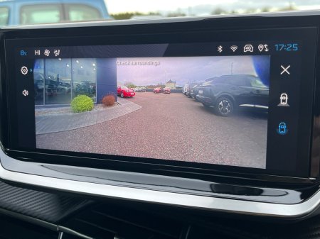 2025 Peugeot 2008 - thumbnail 13