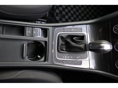 2018 Volkswagen Golf 1.2TSI COMFORTLINE PLUS WITH ONLY 40,000 KMS // BRAND NEW 18 INCH GTI ALLOYS // BUY WITH CONFIDENC AA AND SIMI APPROVED DEALER 2025 // FINANCE ARRANGED // ALL TRADE INS WELCOME // €19,950 thumbnail