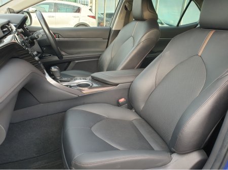 2021 Toyota Camry - thumbnail 12