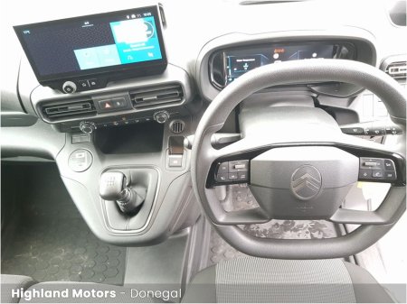 2025 Citroen Berlingo BERLINGO LX PLUS BLUEHDI 100 M €27,500