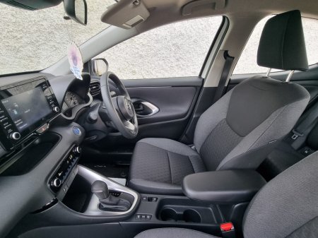 2024 Toyota Yaris - thumbnail 28