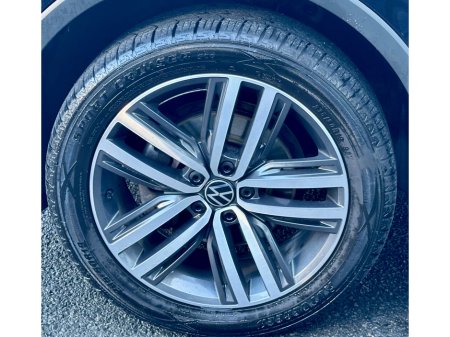 2022 Volkswagen Tiguan Allspace ++LEATHER / AUTO / 7-SEAT  PANORAMIC ROOF++ €33,950 thumbnail