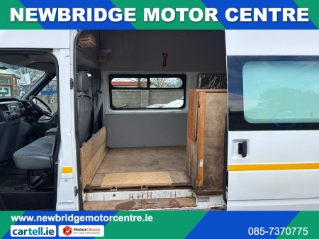 2013 Ford Transit - thumbnail 5