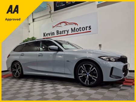 2023 BMW 3 Series 330E TOURING M SPORT (TECH PACK) AUTOMATIC **ONE OWNER / APPLE CARPLAY / CRUISE CONTROL / ELECTRIC BOOTLID / HEAD UP DISPLAY / HARMAN KARDON SOUND / REVERSE CAMERA / WIRELESS PHONE CHARGING**