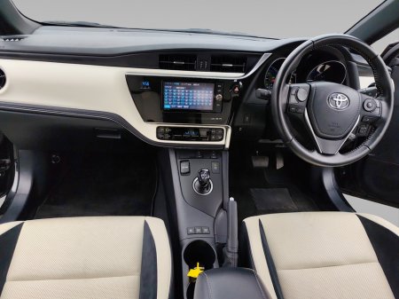 2016 Toyota Auris 1.8 Petrol Auto €13,999 thumbnail
