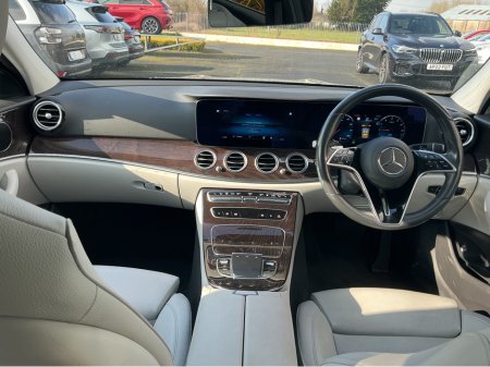 2022 Mercedes-Benz E Class - thumbnail 12