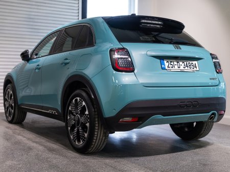 2025 Fiat 600 - thumbnail 6