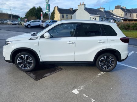 2023 Suzuki Vitara 1.4 Hybrid SZ5 MT €24,950 thumbnail