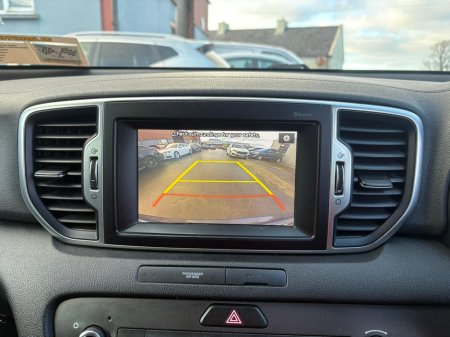 2018 Kia Sportage - view 4