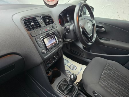 2015 Volkswagen Polo TRENDLINE 1.0 60HP MANUAL 5SPEED 5DR €9,450 thumbnail