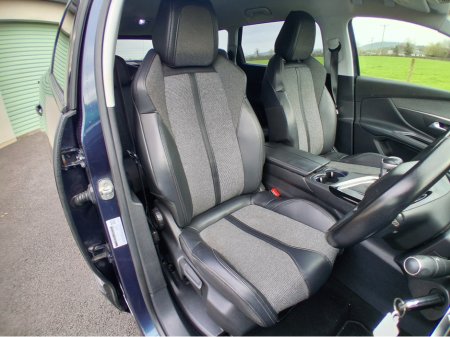 2018 Peugeot 5008 - thumbnail 20