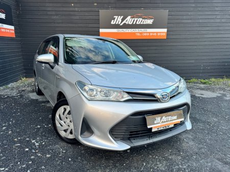 2018 Toyota Corolla - thumbnail 1