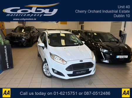 2017 Ford Fiesta - thumbnail 2