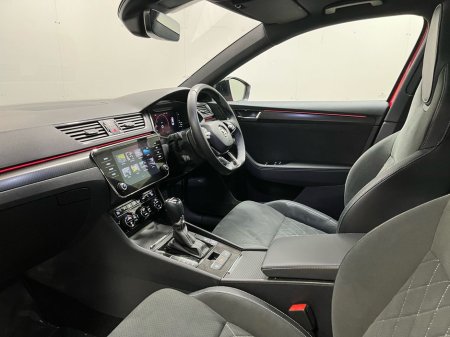 2024 Skoda Superb - thumbnail 4