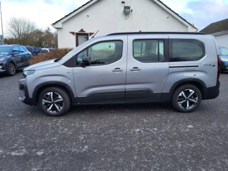 2025 Peugeot Rifter - thumbnail 3