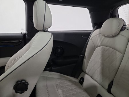 2022 MINI Hatch Electric Level 3 €22,950 thumbnail