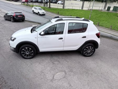 2015 Dacia Sandero Stepway - thumbnail 5