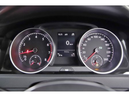 2016 Volkswagen Golf - thumbnail 17