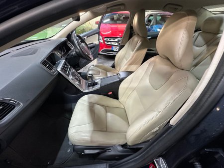 2017 Volvo S60 D2 (120hp) SE €12,888 thumbnail