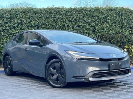 2024 Toyota Prius 1.8 HYBRID // LIKE NEW 3, 000 KM // DIGITAL CLUSTER // ADAPTIVE CRUISE CONTROL €29,950 thumbnail