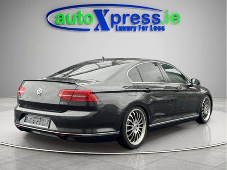 2018 Volkswagen Passat - thumbnail 11