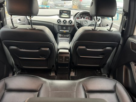 2016 Mercedes-Benz B Class  €9,995 thumbnail