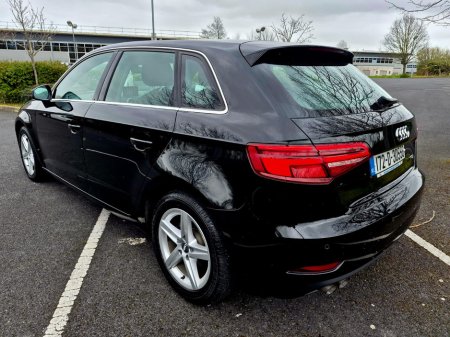 2017 Audi A3 - thumbnail 4