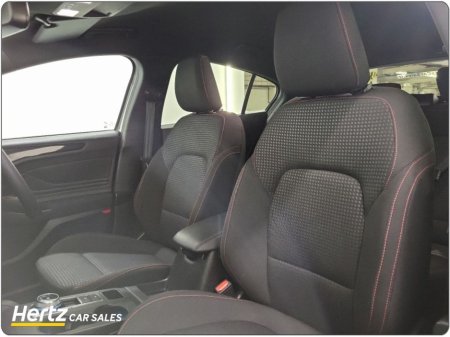 2023 Ford Focus - thumbnail 5