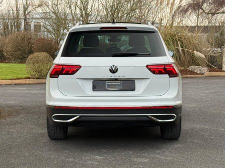 2021 Volkswagen Tiguan - thumbnail 6